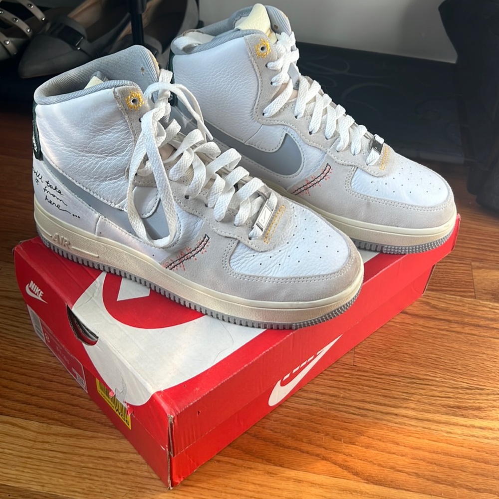Nike airforce sneakers
